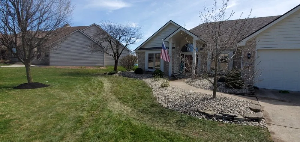 Custom yard maintenance experts serving Fort Wayne, IN - Vega landscape services