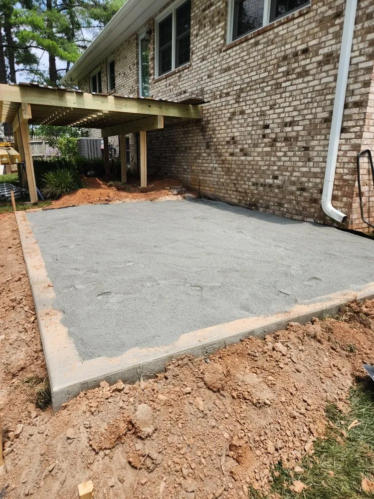 Professional lawn care service experts serving Fairfax, VA - Vega Landscaping