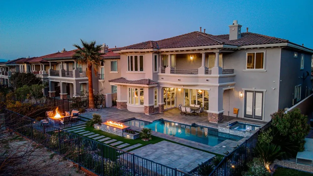 Top-rated lawn care service in Las Vegas, NV - Vegas Day Custom Landscaping