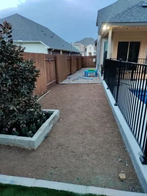 Vega’s  Landscaping & Irrigation Logo