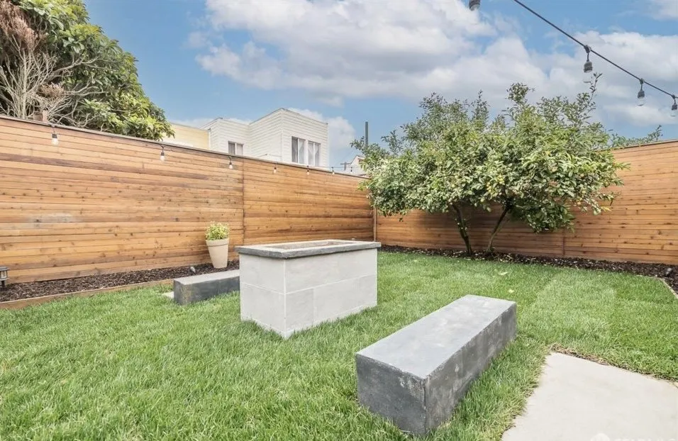 Expert yard maintenance experts serving Hayward, CA - Vel Services