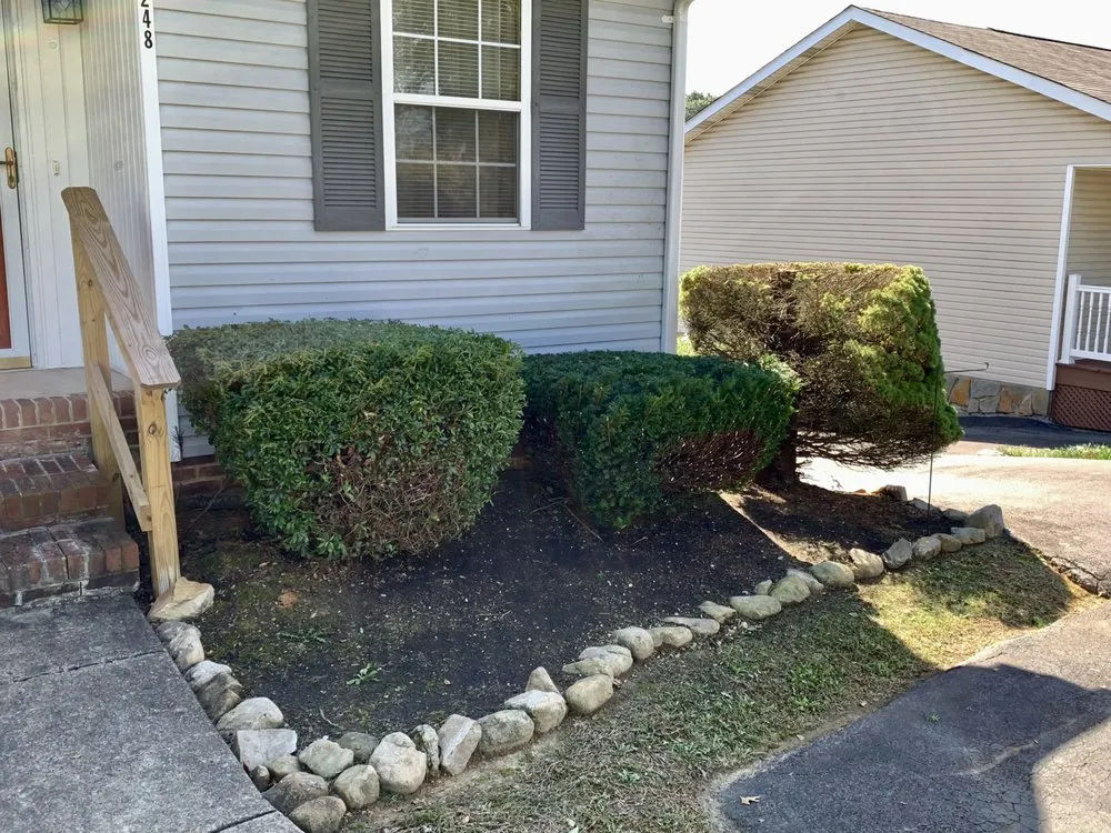Trusted garden landscaping in Bristol, TN - Velasco Family Lawn Care