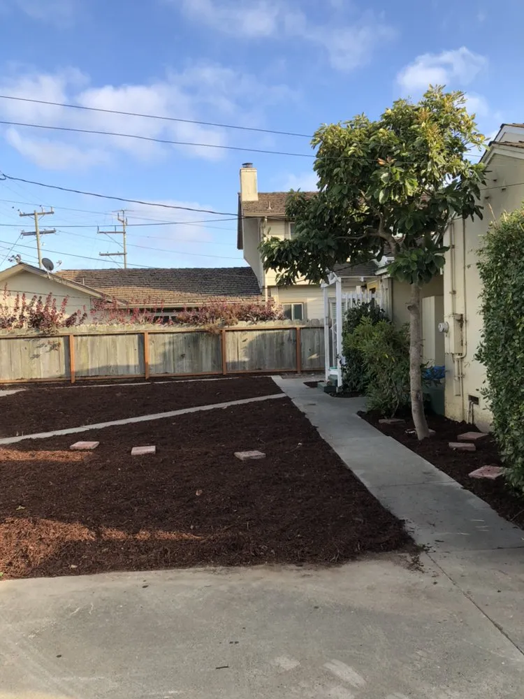 Professional landscaping services for residential properties in Salinas, CA by Velasco Landscaping
