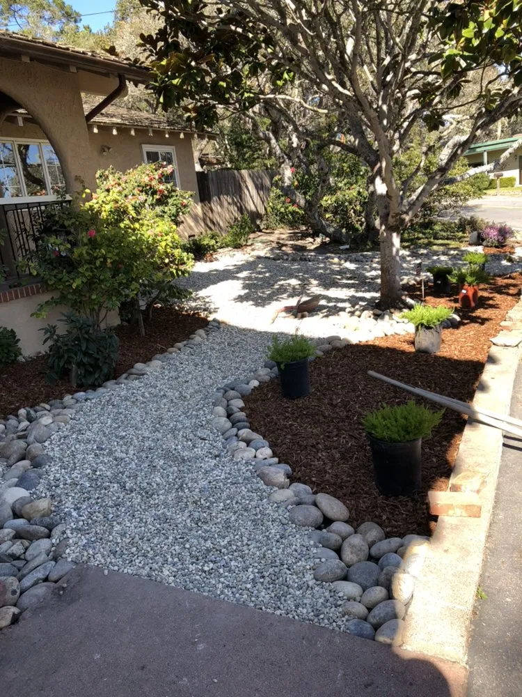 Top-rated lawn care service in Salinas, CA - Velasco Landscaping