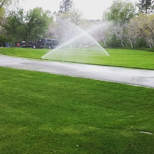 Top-rated yard maintenance in Taylorsville, UT - Velasco Lawn Care and Maintenance
