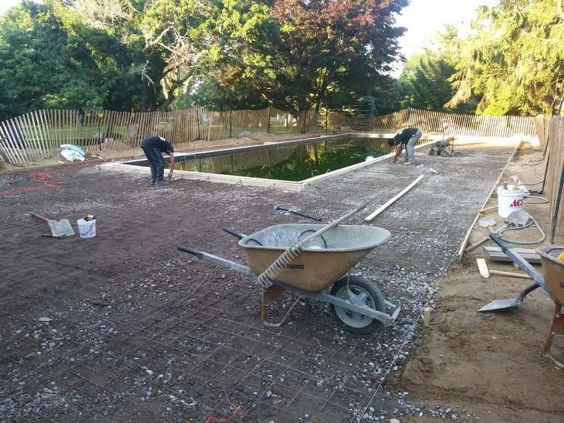 Custom outdoor landscaping for beautiful yards across Greenport, NY - Velasquez Landscaping & Masonry