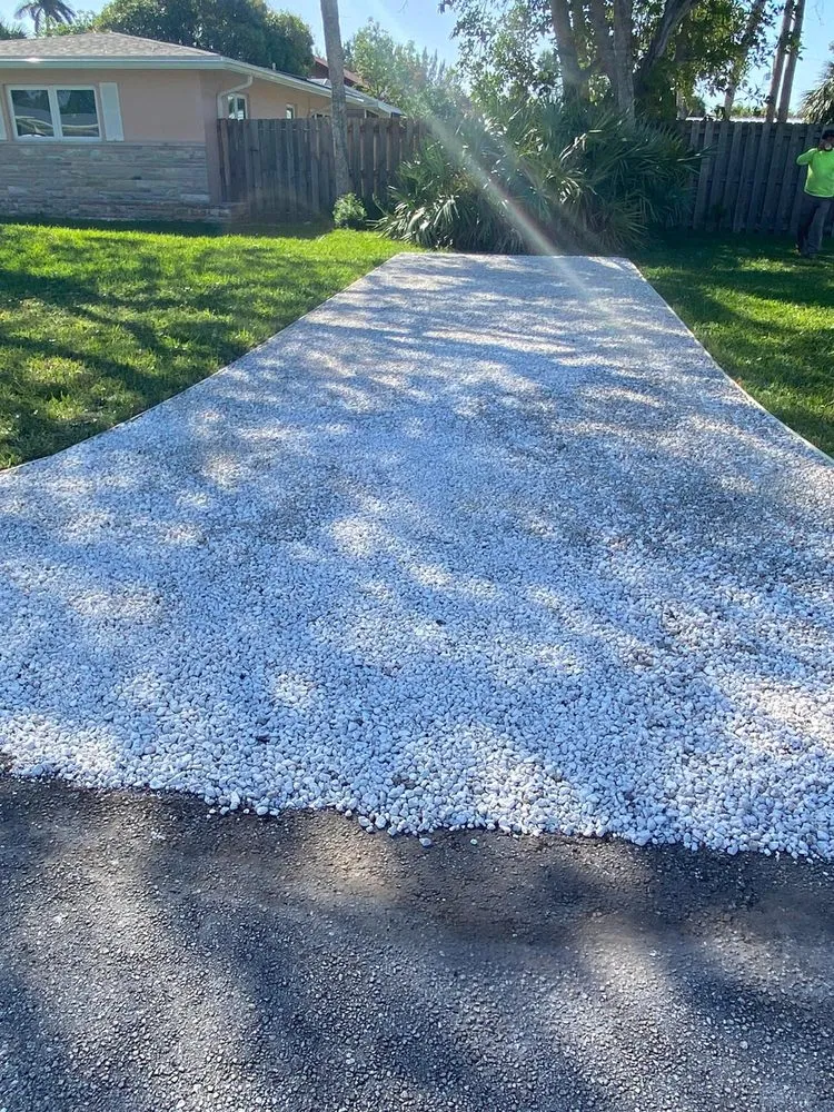 Professional lawn care service near you in Stuart, FL by Velasquez Landscaping & Tree Service