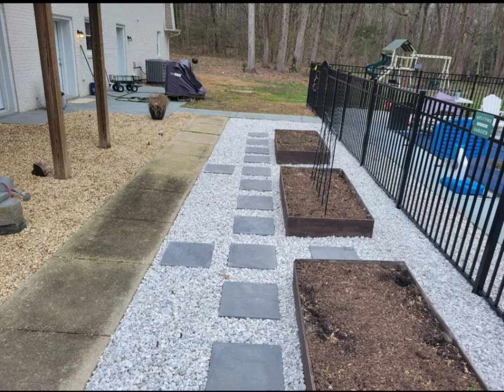 Affordable landscaping services in Waldorf, MD by Velasquez Landscaping