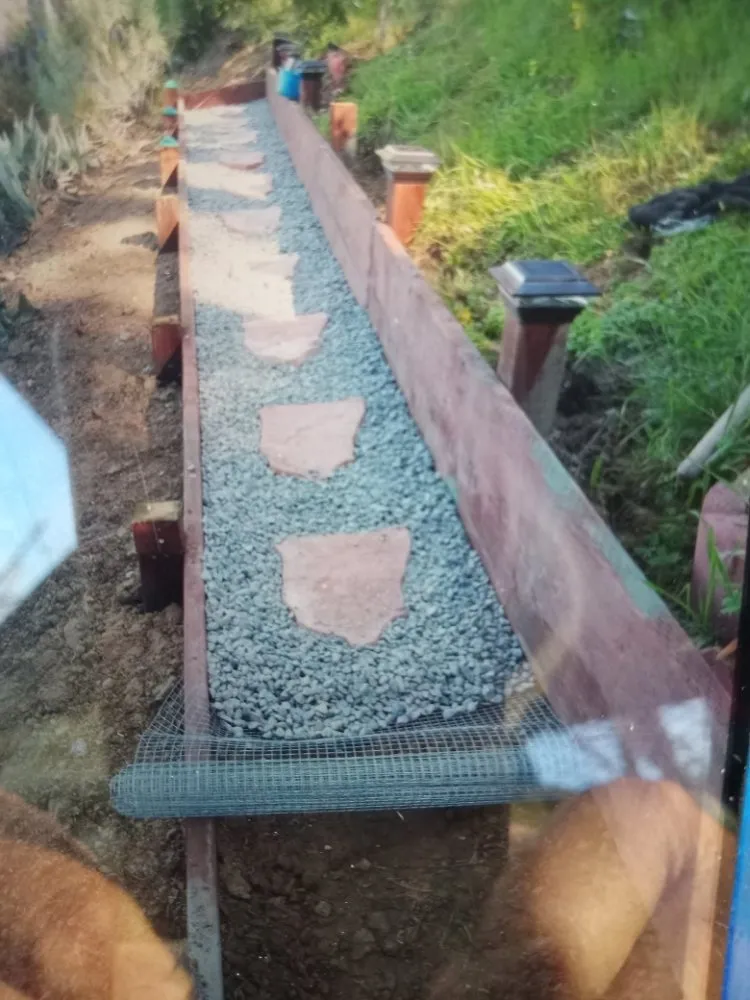 Professional lawn mowing service experts serving Hillsborough, CA - Velazquez Gardening Service