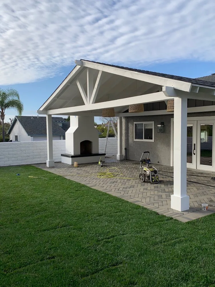 Expert garden landscaping experts serving Encinitas, CA - Velazquez Landscape & Construction