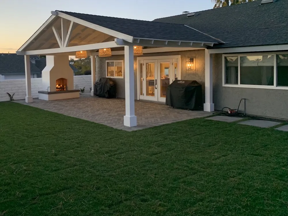 Top-rated yard maintenance with custom design in Encinitas, CA by Velazquez Landscape & Construction