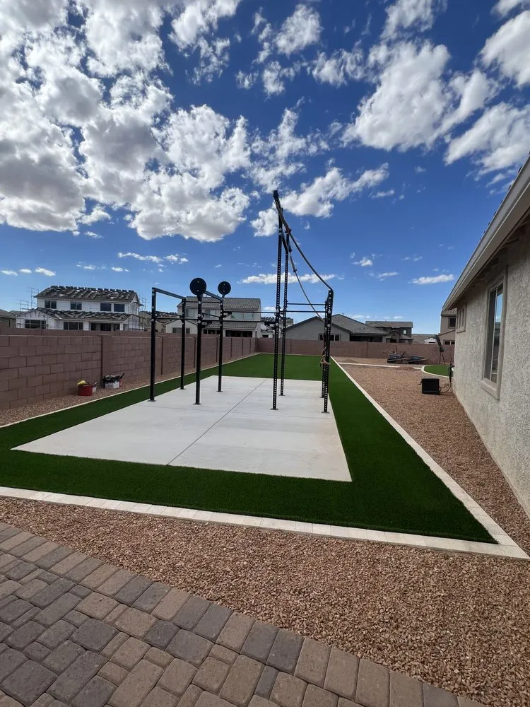 Custom yard maintenance experts serving Tucson, AZ - Velazquez Landscape Designs