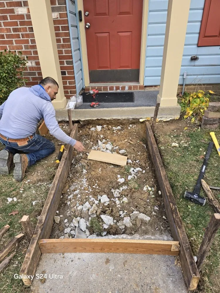 Professional yard maintenance for residential properties in Culpeper, VA by Velazquez Tree Service