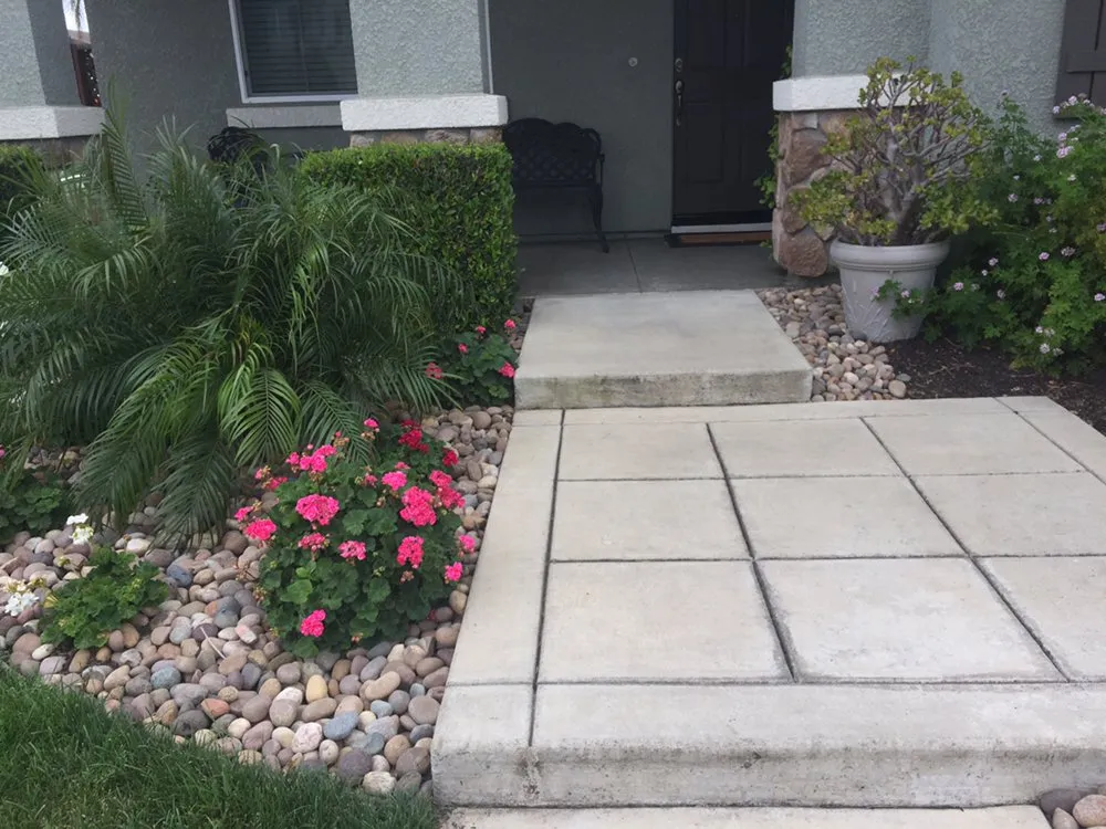 Reliable landscaping services in Oakley, CA - Velez Landscaping