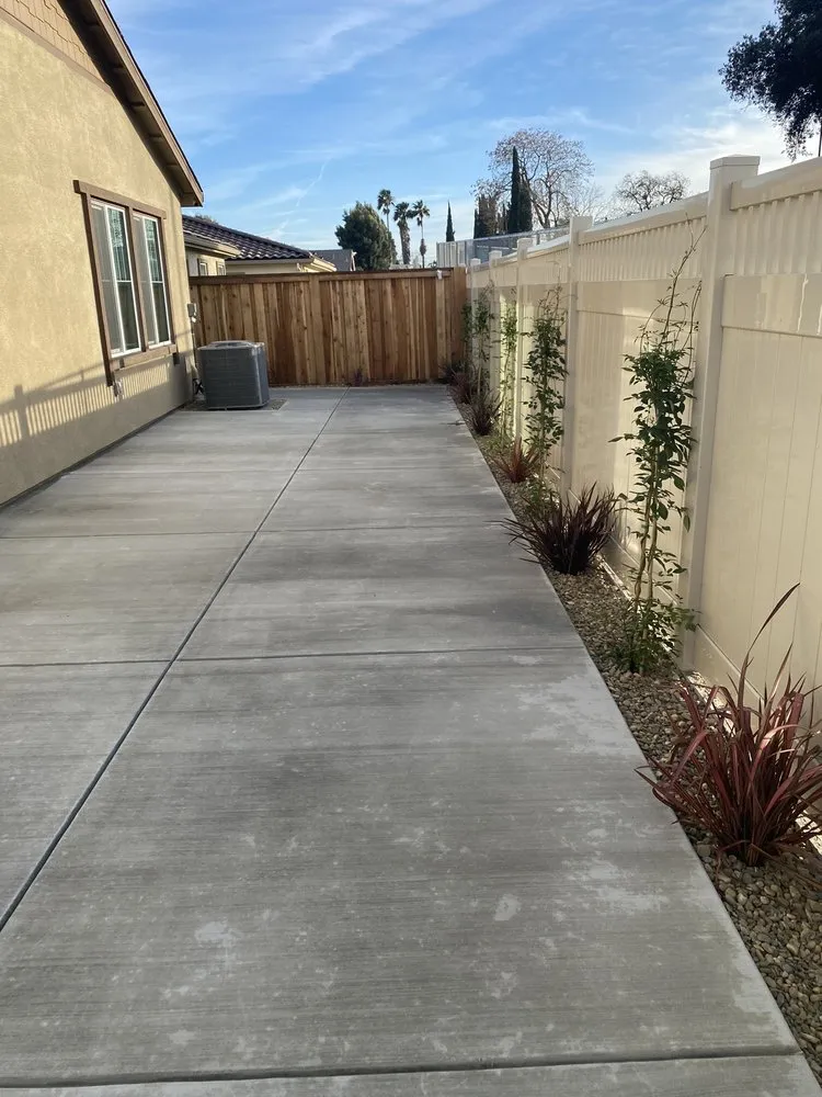 Reliable landscape installation for residential properties across Oakley, CA - Velez Landscaping