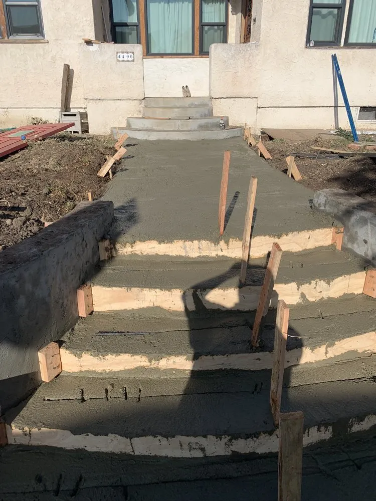 Trusted landscape installation with custom design in San Diego, CA by Velez’s Landscaping And Lawn Service