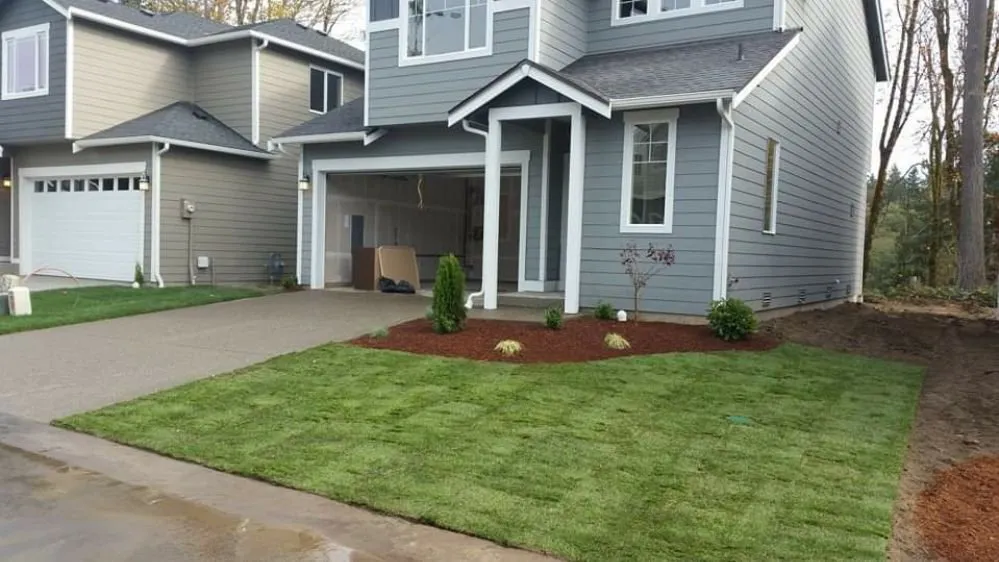 Top-rated landscape installation in Spanaway, WA - Velázquez Landscaping
