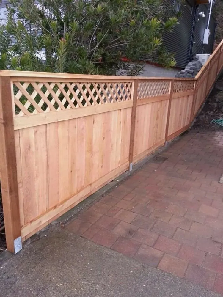 Custom landscape installation in Spanaway, WA by Velázquez Landscaping