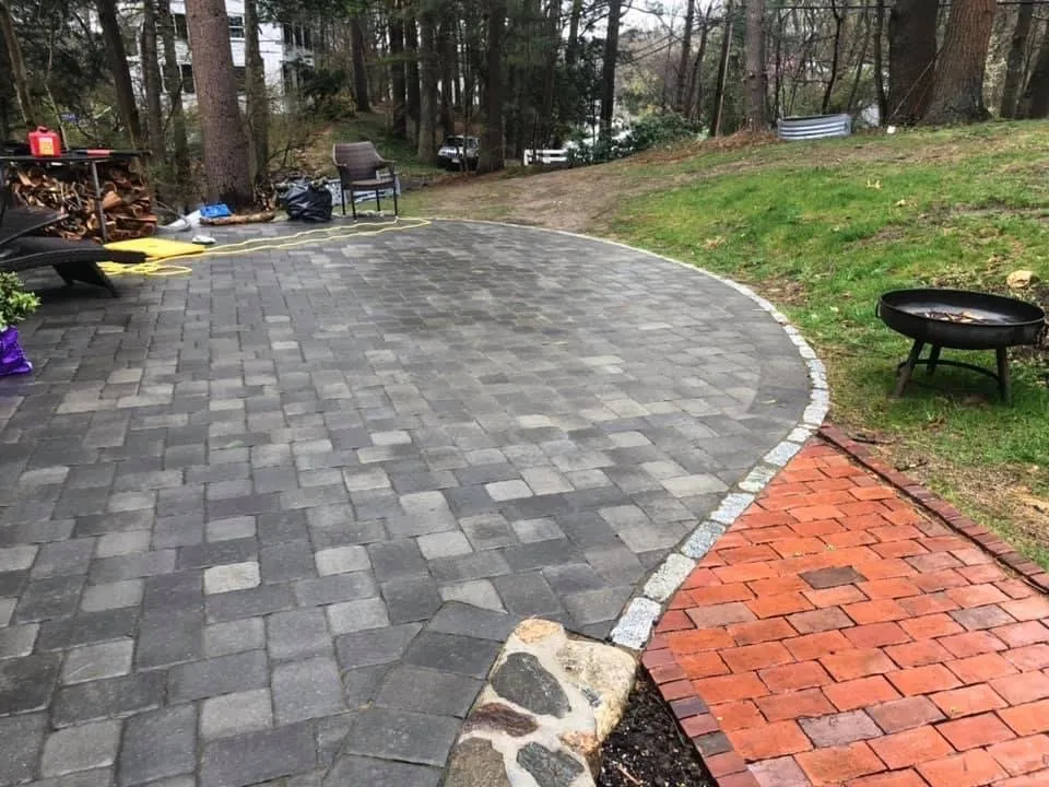 Custom garden landscaping for year-round maintenance in Sterling, MA by Venades Masonry