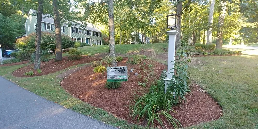 Professional garden landscaping in Acton, MA by Venancio_landscaping & Painting