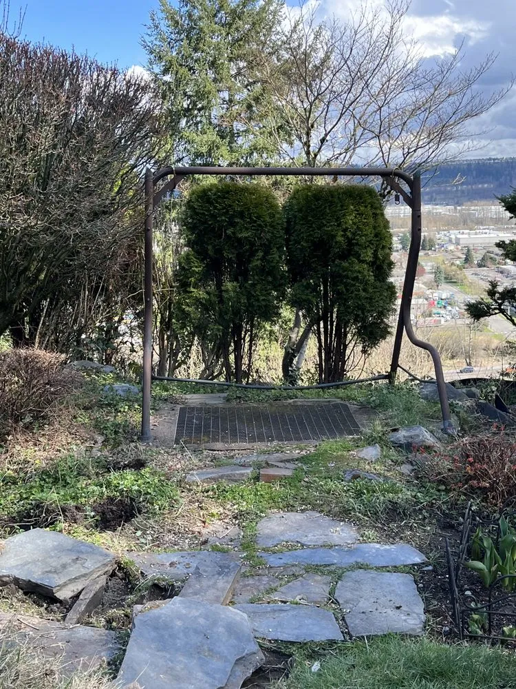 Top-rated residential landscaping experts serving Centralia, WA - Venegas Construction