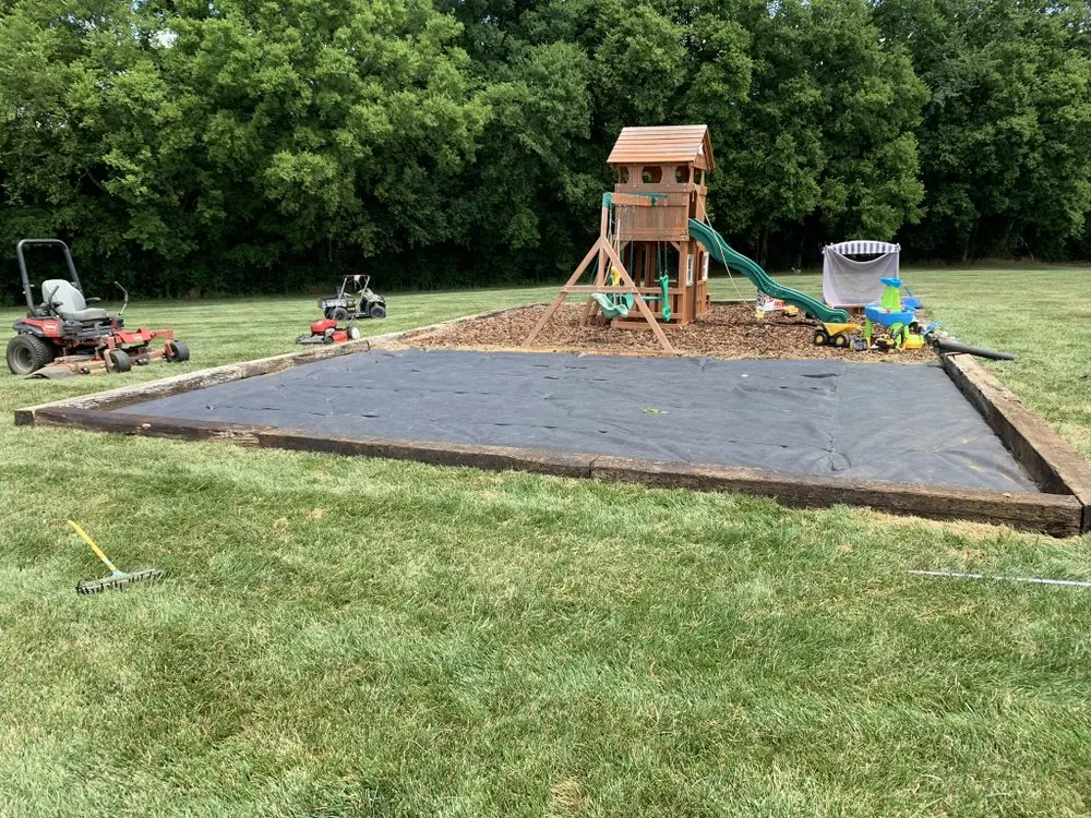 Local lawn mowing service in Shelbyville, TN by Venegas Landscaping And Grading