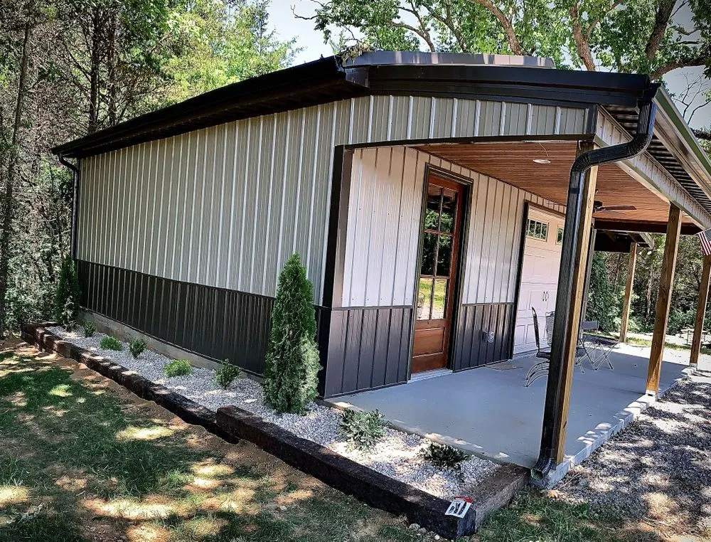 Custom yard maintenance for homes in Shelbyville, TN by Venegas Landscaping And Grading