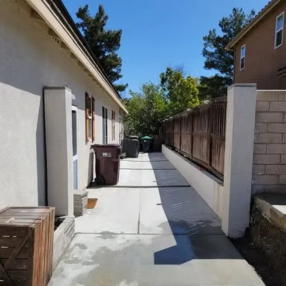 Local lawn care service in Shelbyville, TN by Venegas Landscaping And Grading