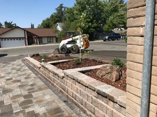 Venegas Landscaping Logo