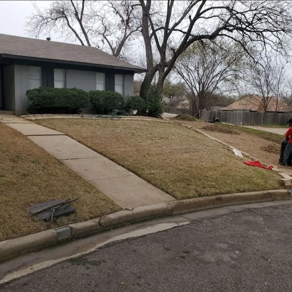 Professional outdoor landscaping for homes in Alvarado, TX by Venegas Lawn Care