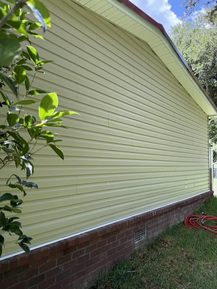 Reliable garden landscaping for homes in Ridgeland, SC by Venetto Pressure Washing