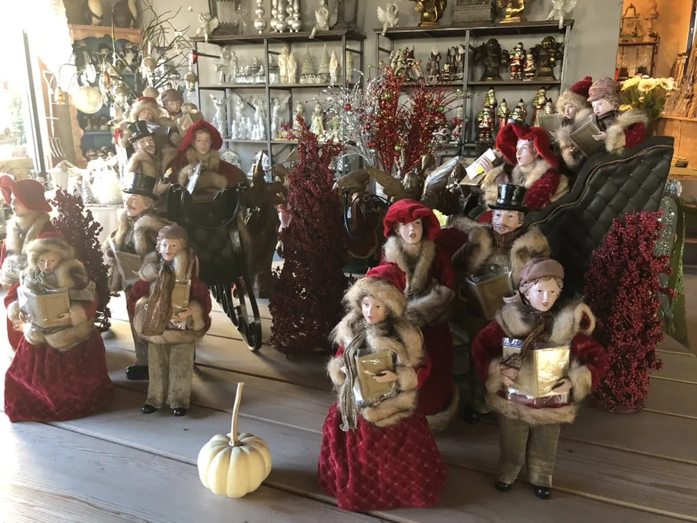 Professional residential landscaping near you across Mineola, NY - Venezia Garden Center