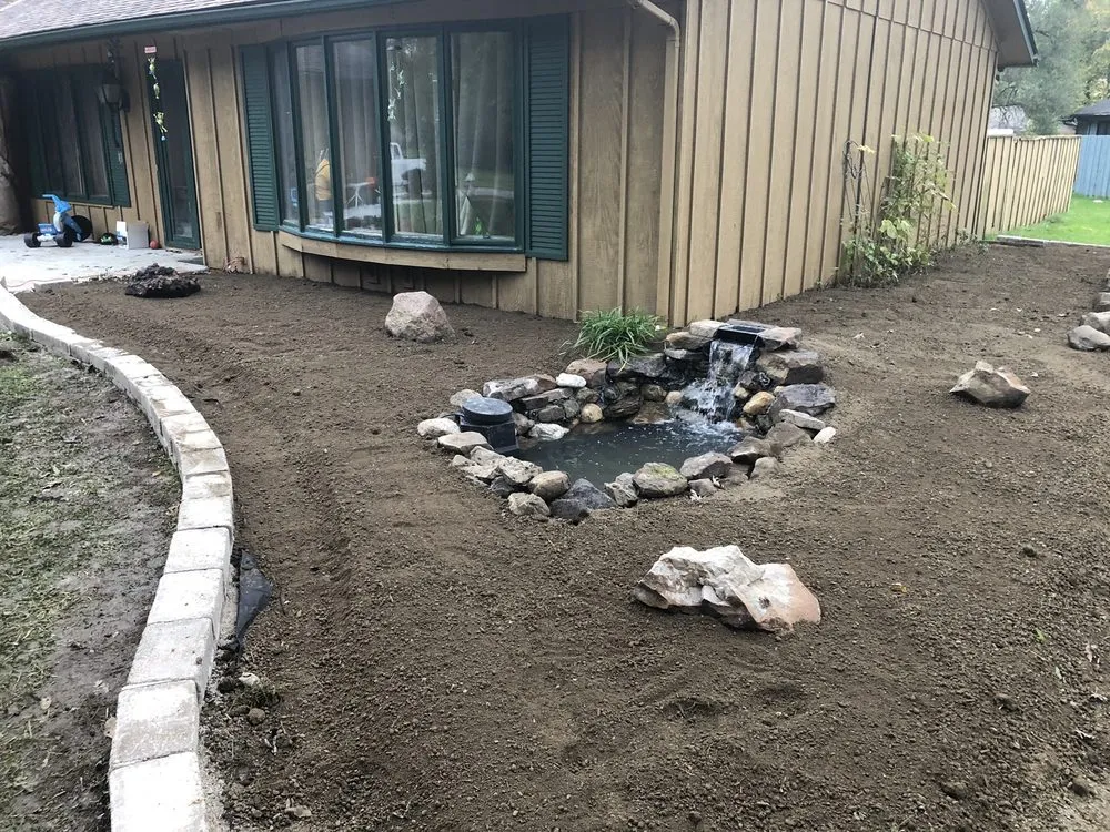 Expert outdoor landscaping for residential properties in Elyria, OH by Venomscape Landscaping