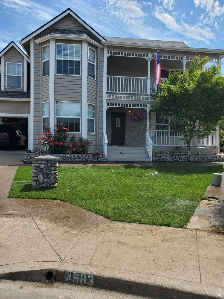 Custom landscape installation experts serving Eugene, OR - Ventura & Son Landscaping