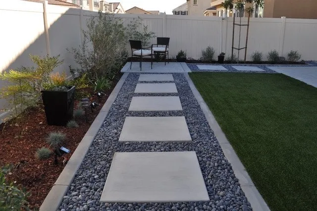Top-rated lawn care service for beautiful yards in Bakersfield, CA by Ventura Landscaping