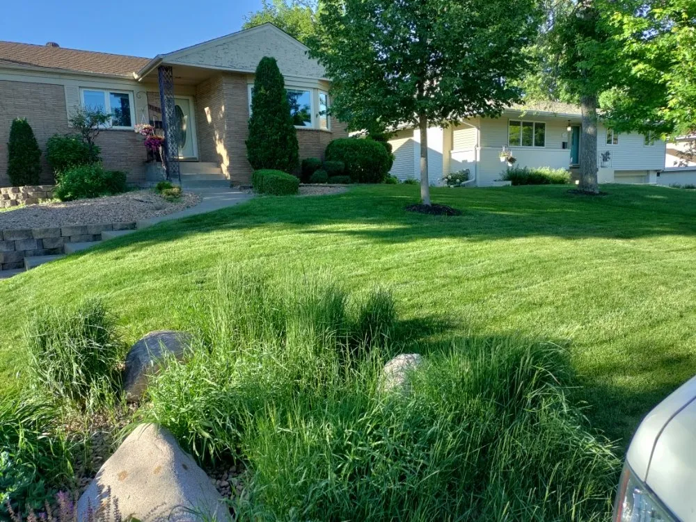 Top-rated garden landscaping experts serving Columbia Heights, MN - Ventura Lawn Care