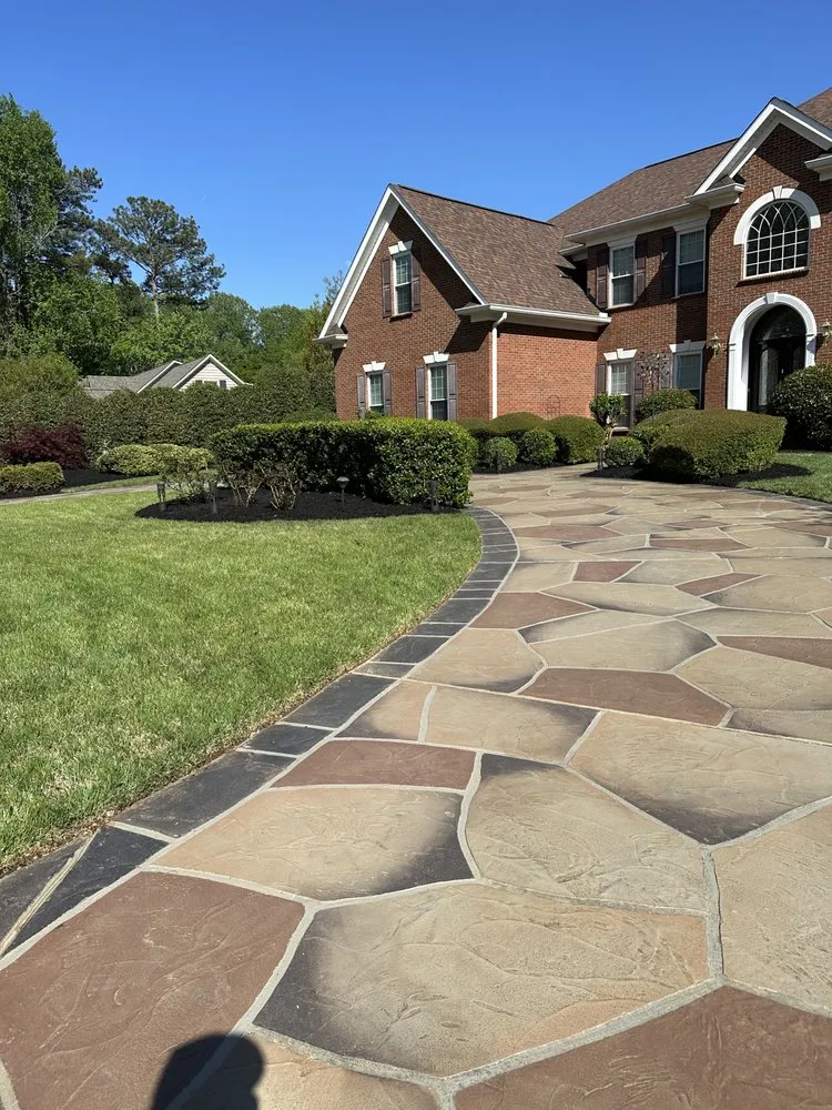 Local yard cleanup service for beautiful yards across Greenville, SC - Ventura Premium Outdoor Service