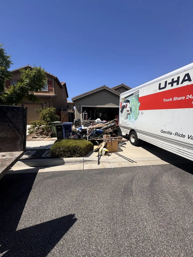 Reliable garden landscaping near you across Paso Robles, CA - Venturas Junk Removal