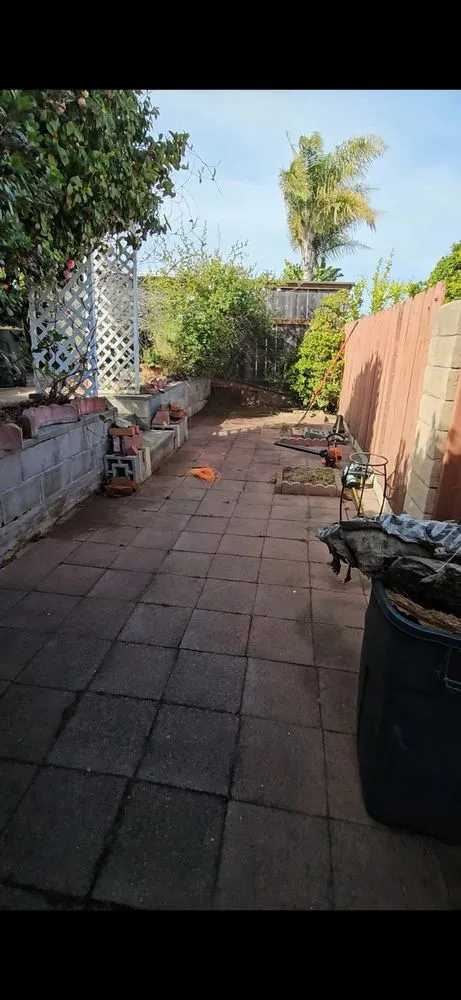 Trusted residential landscaping for residential properties across Santa Maria, CA - Ventura's Lawn Care Maintanance