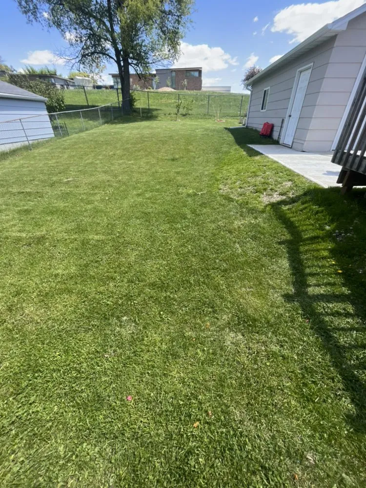 Top-rated lawn care service for outdoor upgrades in Des Moines, IA by Venturas Lawncare and Pressure Washing