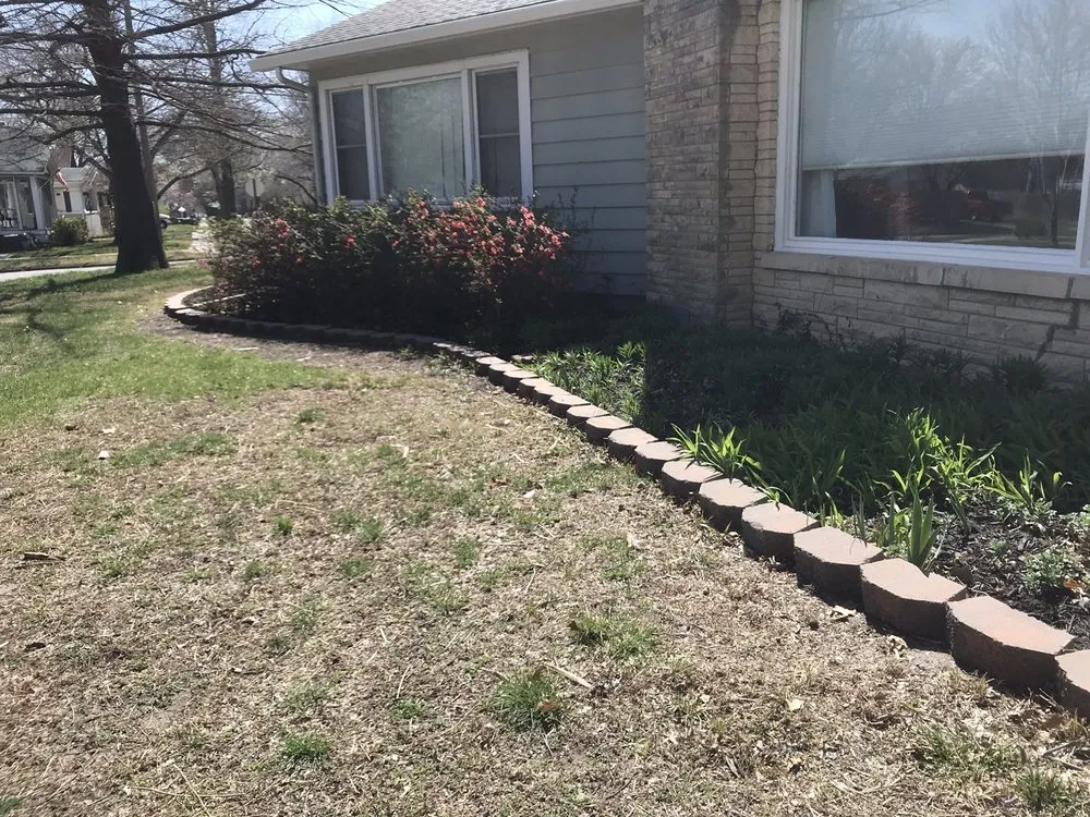 Top-rated residential landscaping experts serving Emporia, KS - Venture Brothers Lawn And Landscape