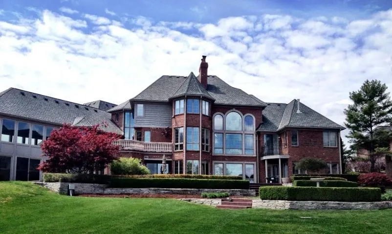 Top-rated garden landscaping in Wixom, MI - Ventures Design & Build