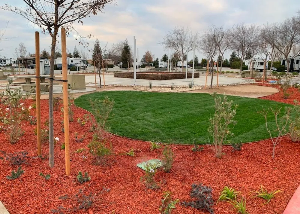 Trusted yard maintenance for beautiful yards across Bakersfield, CA - Venturi Landscape