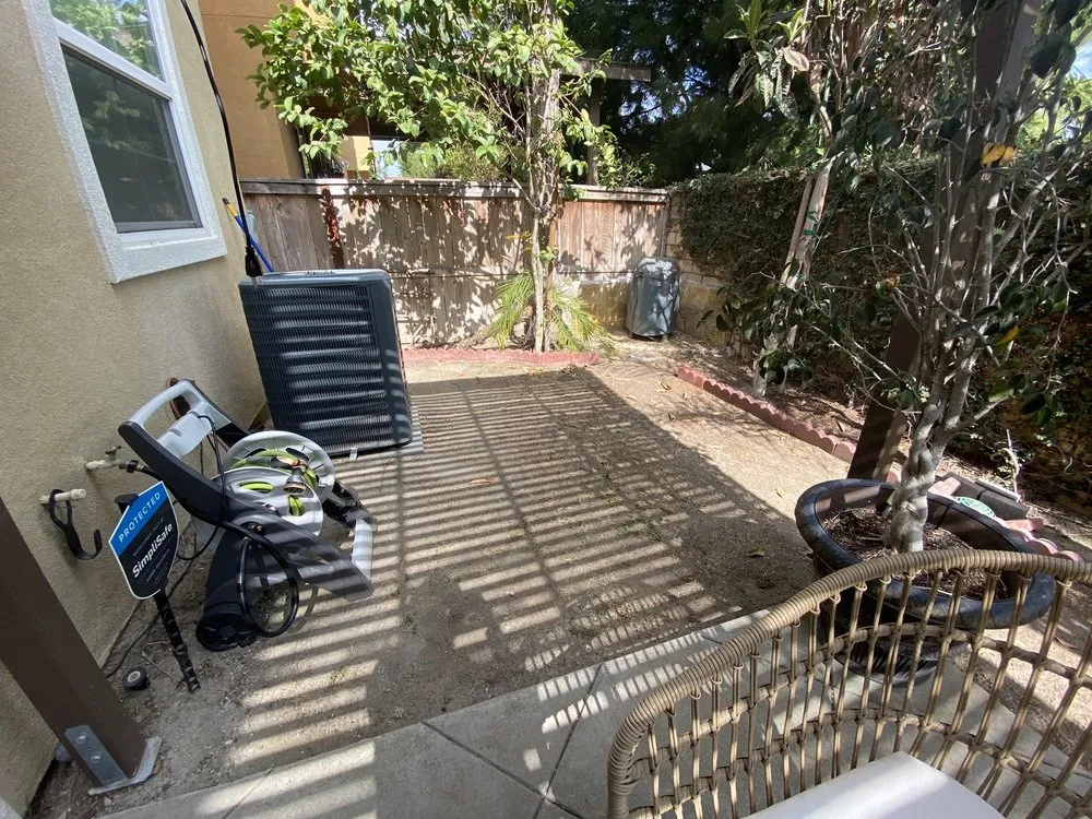 Top-rated lawn care service for residential properties in Anaheim, CA by Vera Landscape