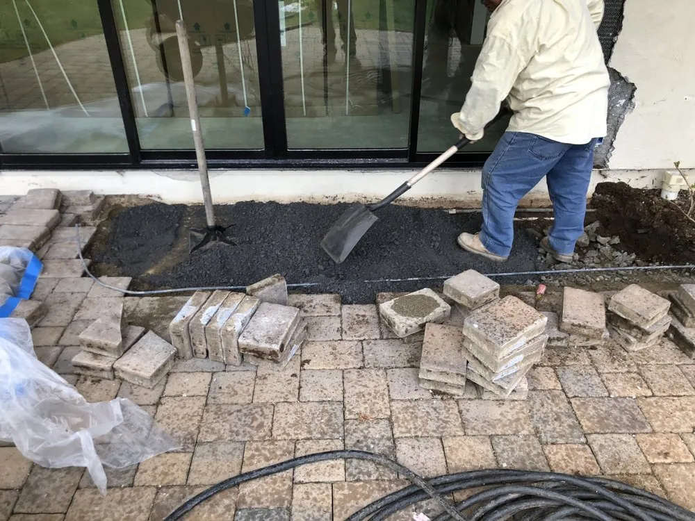 Affordable yard maintenance in East Palo Alto, CA by Verbena Landscaping