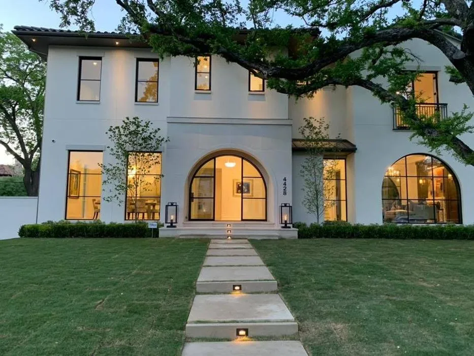 Local landscaping services for year-round maintenance across Dallas, TX - Verdant Grounds