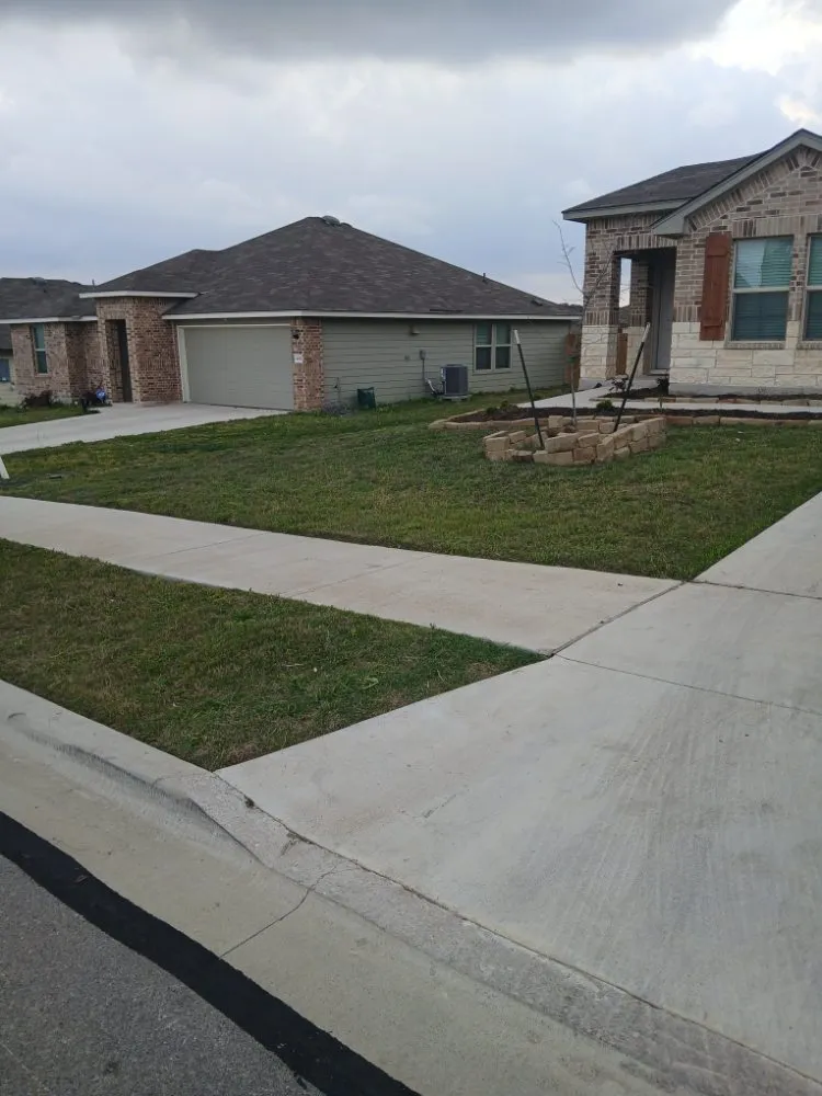 Affordable outdoor landscaping for residential properties in Killeen, TX by Verdant Oasis