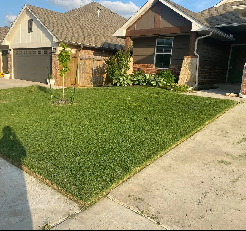 Top-rated yard maintenance experts serving Oklahoma City, OK - Verdant Plains Lawn Care & Landscaping