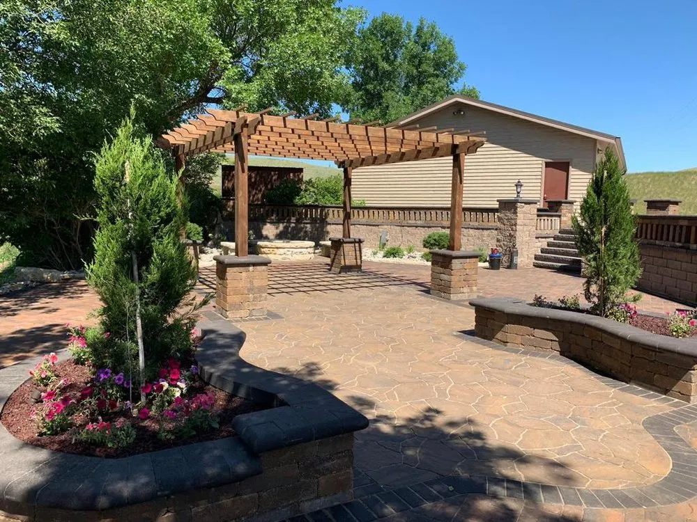 Top-rated landscaping services in Meridian, ID by Verdante, LLC