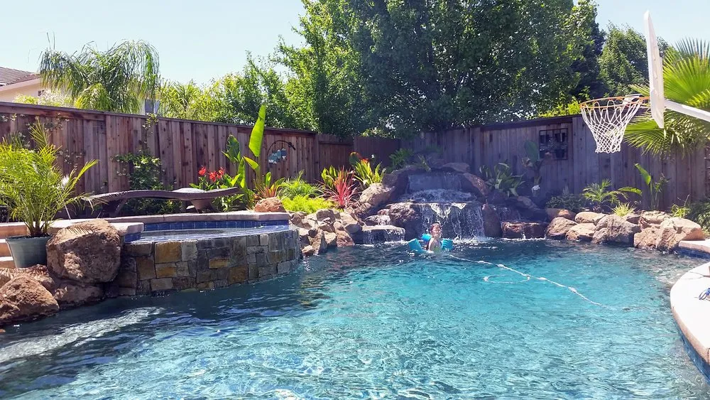 Affordable landscape design for residential properties in Granite Bay, CA by Verde Creations